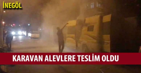 Karavan alevlere teslim oldu