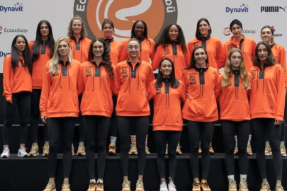 Eczacıbaşı Dynavit Kadın Voleybol Takımı sezonu açtı