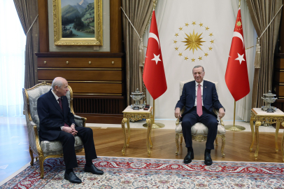 Cumhurbaşkanı Erdoğan, MHP Genel Başkanı Bahçeli’yi kabul etti