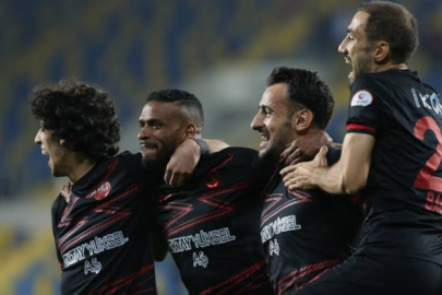 Gençlerbirliği, Lig'in 9. Haftasında Altay'ı kendi evinde 3-0 mağlup ederek galibiyet aldı!