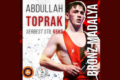 Abdullah Toprak’tan bronz madalya