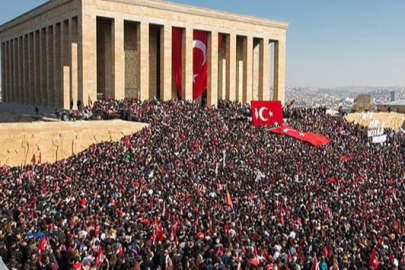 Türkiye Cumhuriyeti'nin 100. Yılında Anıtkabir’de Ziyaretçi Rekoru !