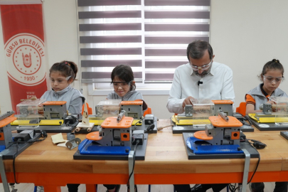 Yedi bin öğrenciye teknoloji ve mühendislik eğitimi yine o belediyeden