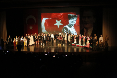 Atatürk'ün hatıralarını yaşatan o gösterisi izleyenleri duygulandırdı