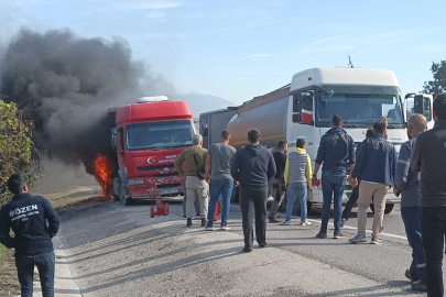 Faciaya ramak kalan yangın! Söndürme tüpleri  ve su tankeri yetmedi