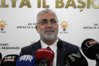 Bakan Işıkhan: "Gazzelilerin yalnız olmadığını dünyaya ilan etmeye devam edeceğiz"