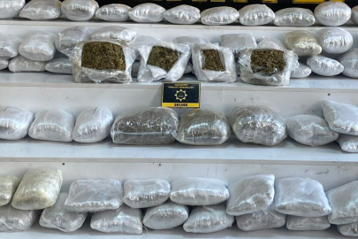 41 kilo skunk ve metamfetamin ele geçirildi