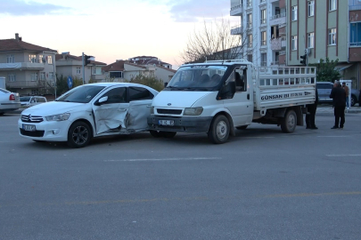 Trafik kazası: 4 yaralı