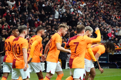 Galatasaray iç sahadaki yenilmezlik serinini devam ettirdi