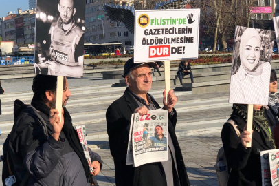 Dağıtılan "GaZZete" İsrail'in yaptığı katliamda öldürülen gazetecilerin sesi oldu