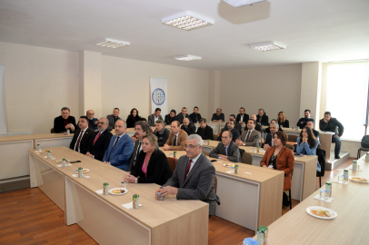 BUÜ'de teknolojik dönüşüm ile gelecek yakalanıyor