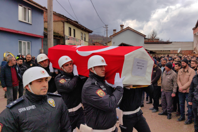 Cumhurbaşkanlığı koruma görevlisi genç polis son yolculuğa uğurlandı