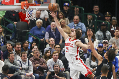 Alperen’in 26 sayı kaydettiği maçta Houston, Detroit’i farklı yendi