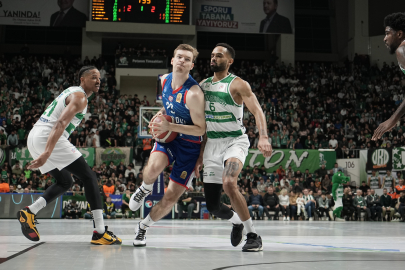 Bursaspor evinde Anadolu Efes'e mağlup oldu!