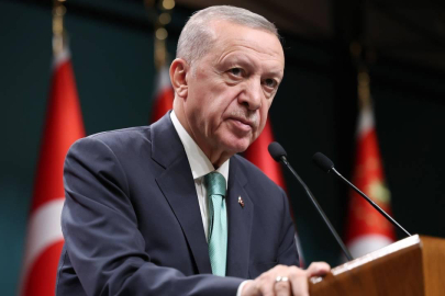 Cumhurbaşkanı Erdoğan , Özgür Özel’e yüklendi!