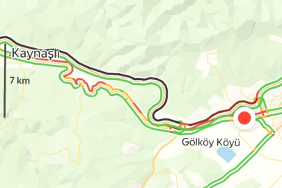 Bolu’da İstanbul istikametinde kilometrelerce araç kuyruğu oluştu